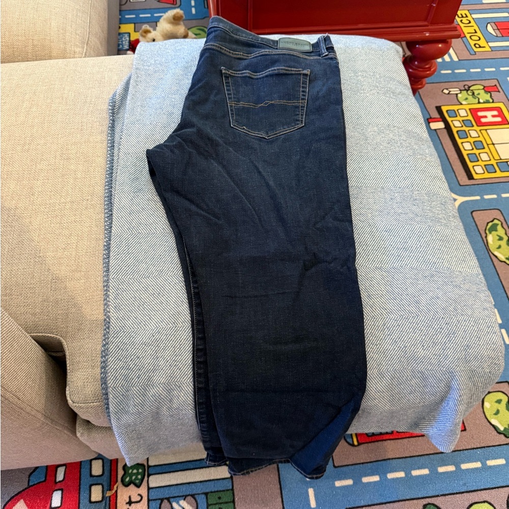 Men's Lucky Brand 410 dark jean